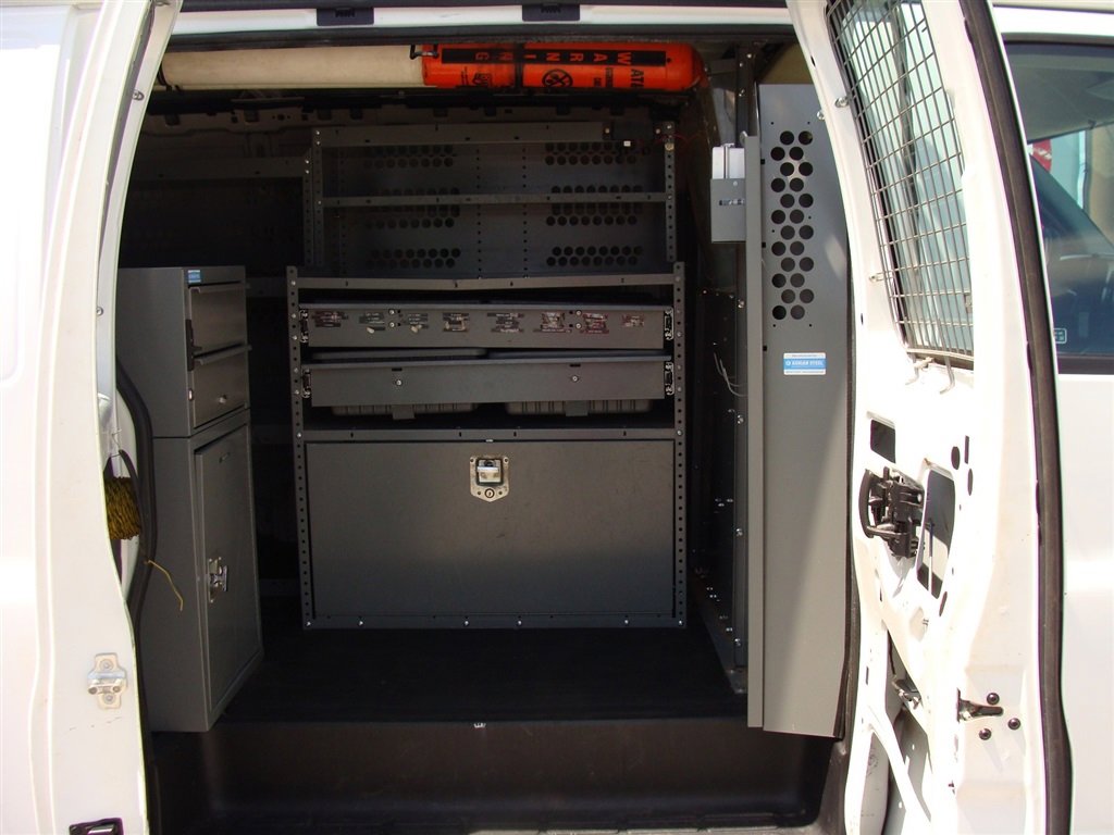 Used 2013 Chevrolet Express 2500 image 19