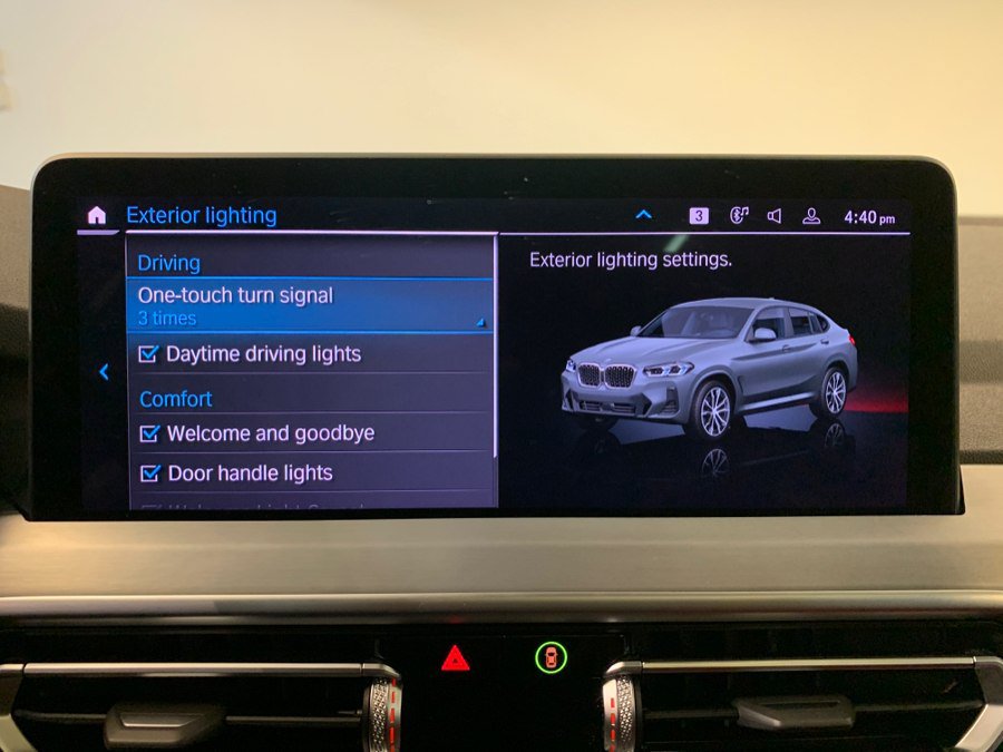 Used 2024 BMW X4 xDrive30i w/ M Sport Package AWD/4WD image 42