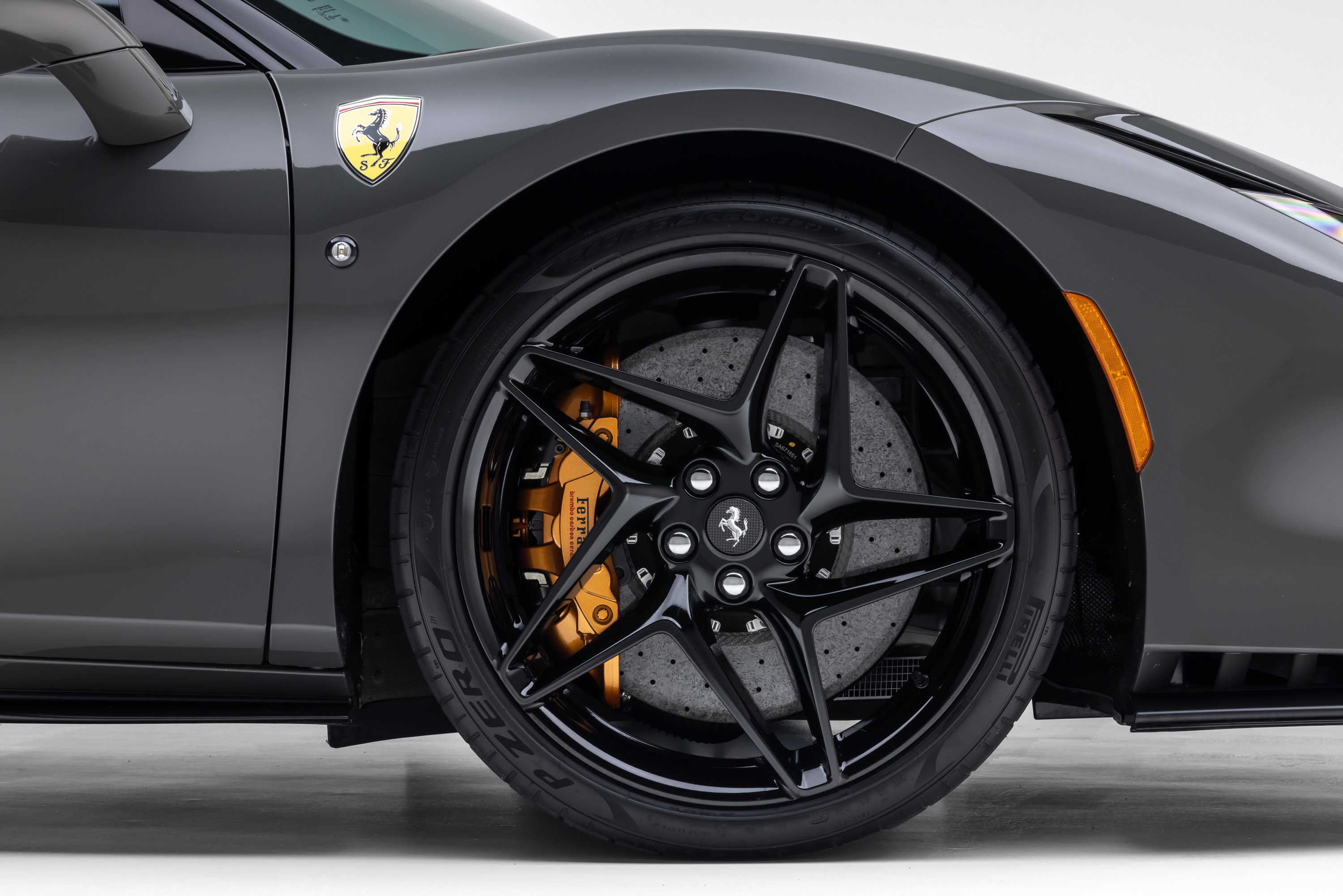Certified 2022 Ferrari F8 Tributo RWD image 17