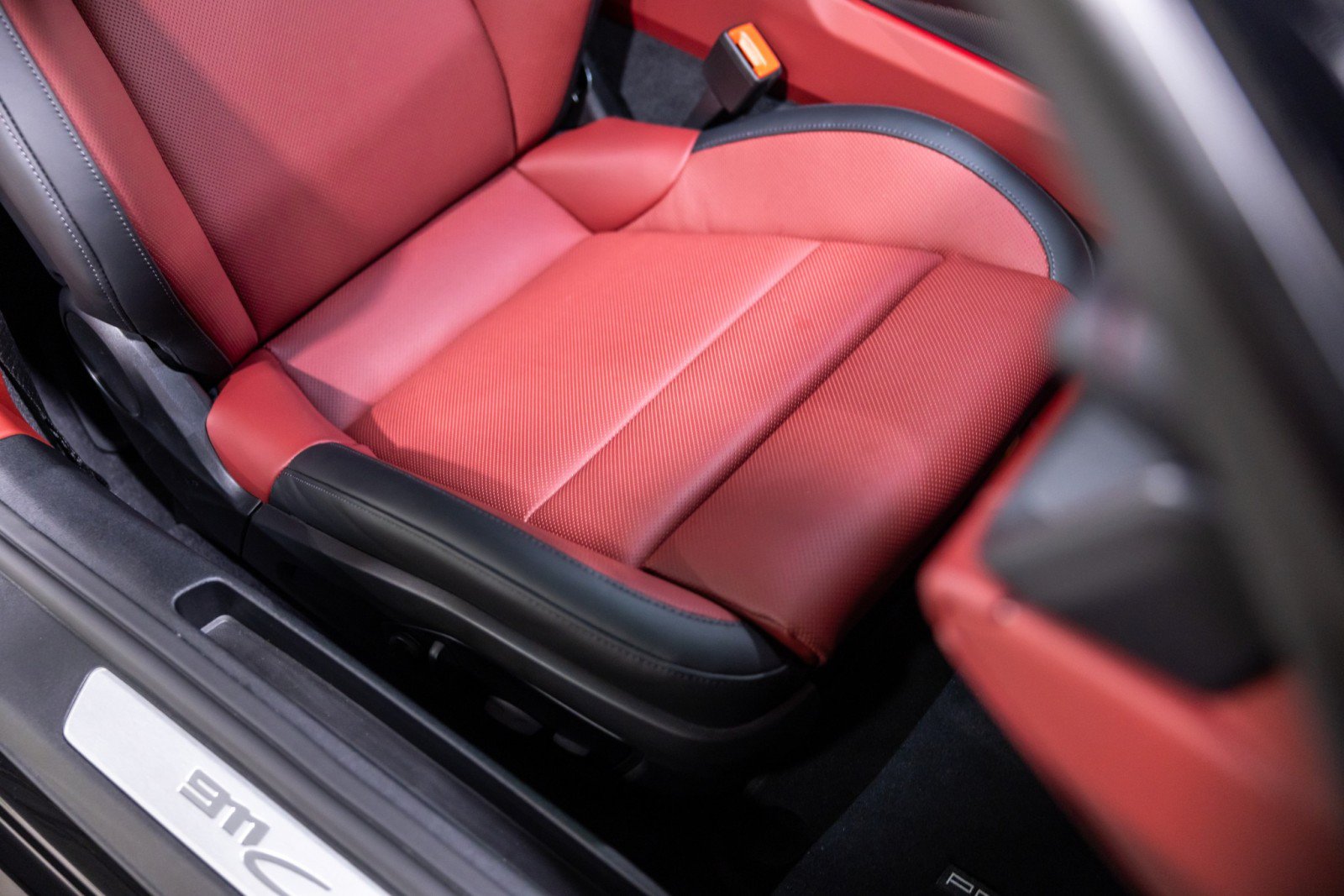 Used 2025 Porsche 911 Carrera S RWD image 32