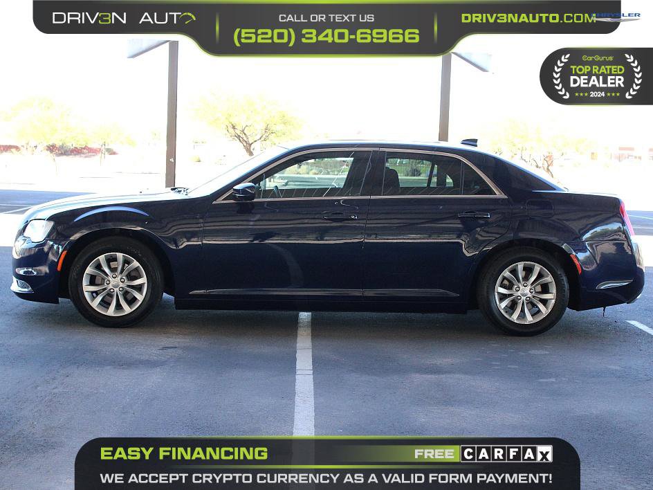 Used 2016 Chrysler 300 Limited image 4