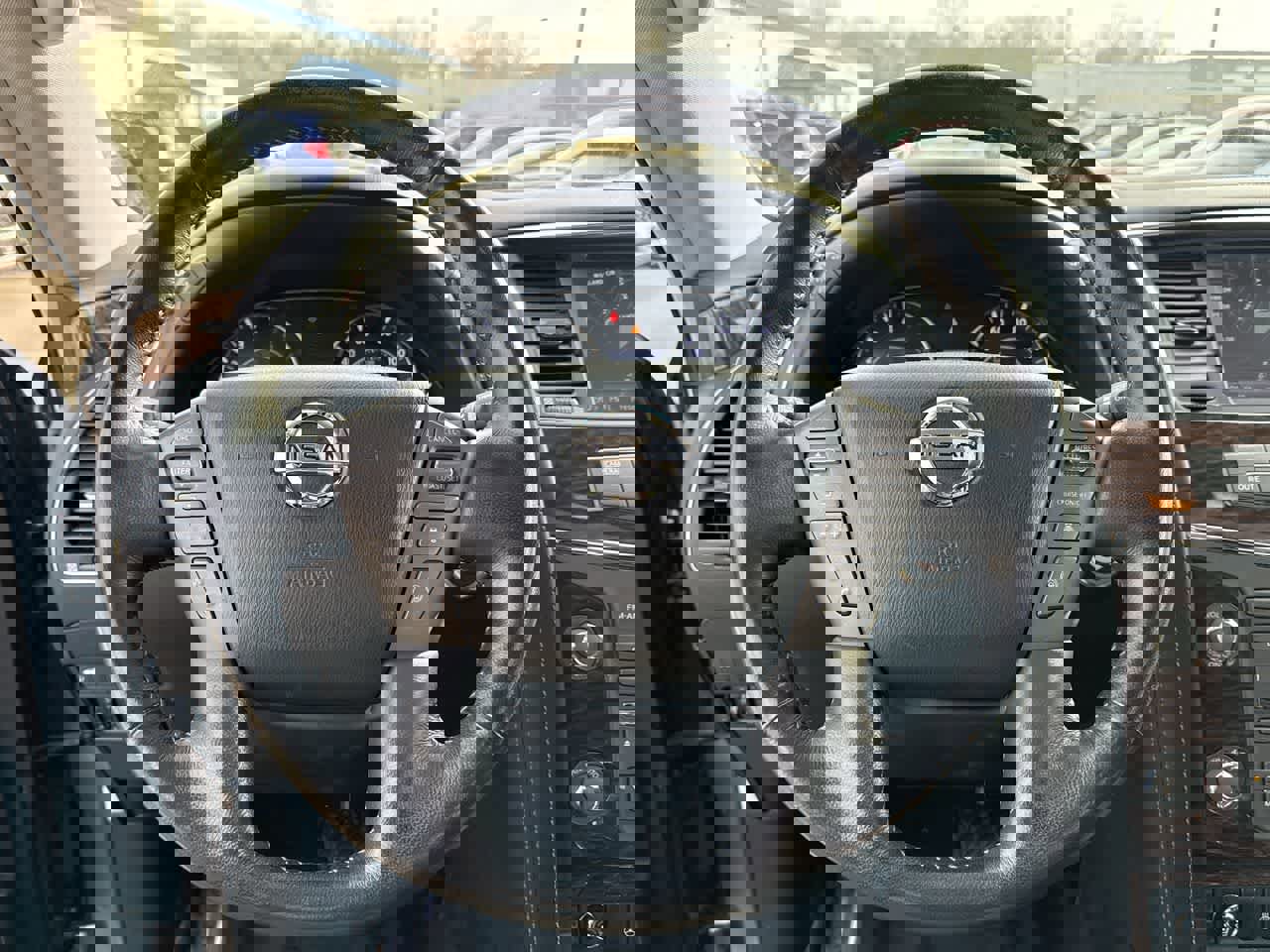 Used 2017 Nissan Armada Platinum image 23