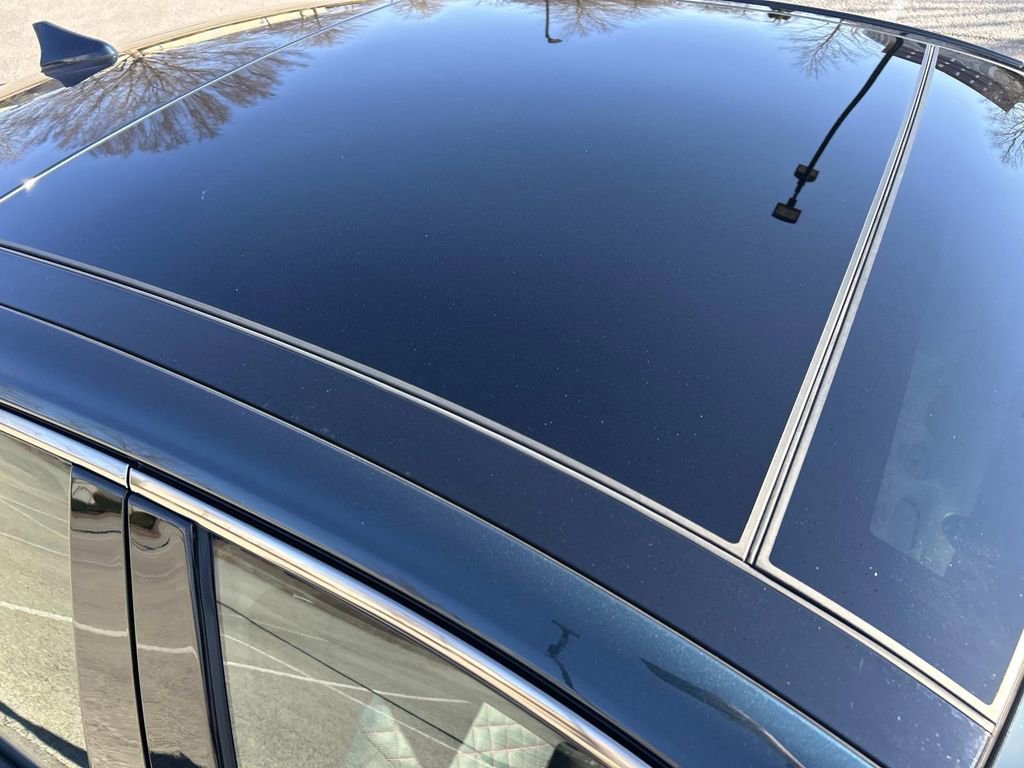 Used 2025 Genesis G70 3.3T Advanced w/ Sport Prestige Package image 12