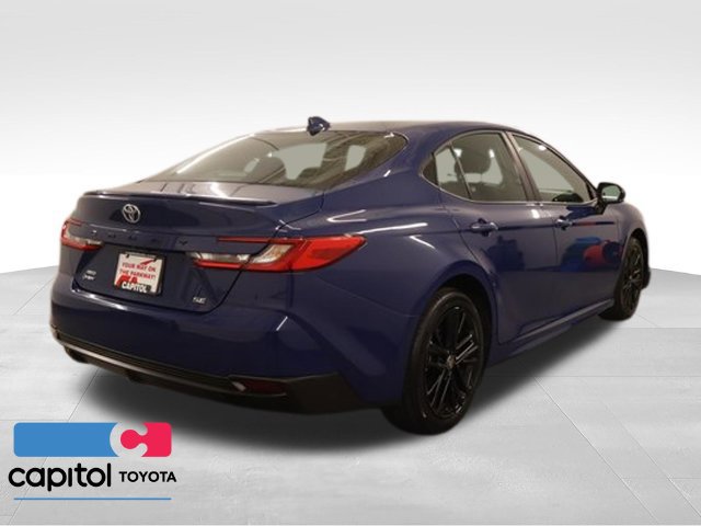 Used 2025 Toyota Camry SE w/ Convenience Package AWD/4WD image 2