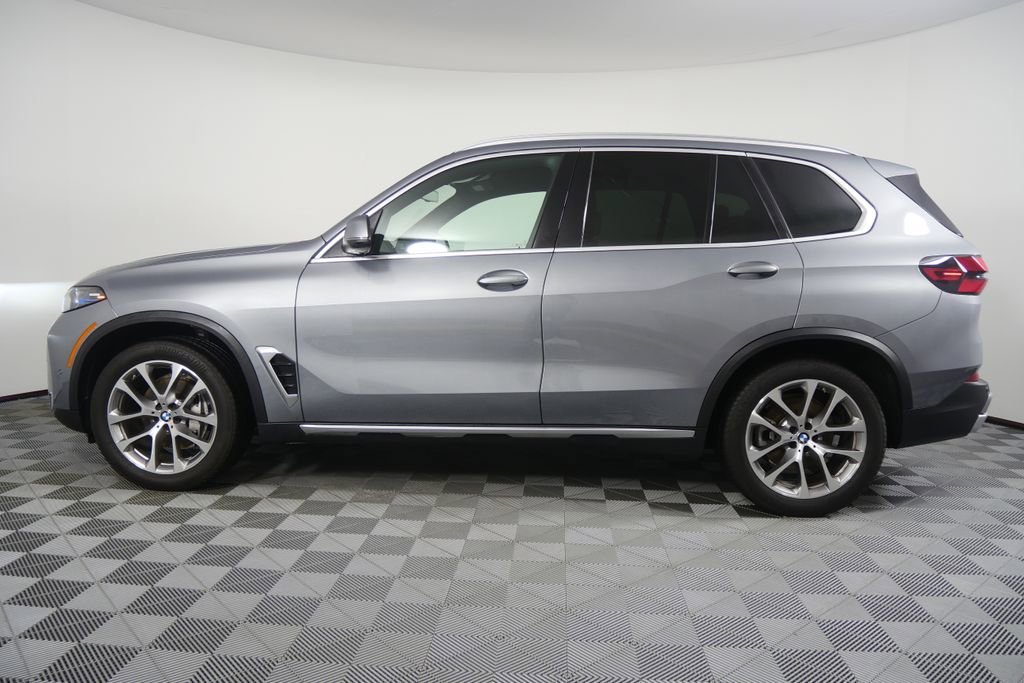 Certified 2025 BMW X5 xDrive40i image 6