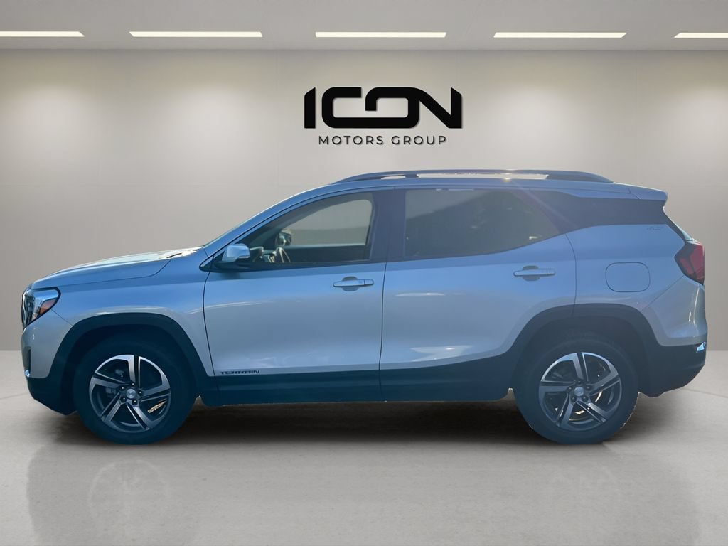 Used 2020 GMC Terrain SLT FWD image 2