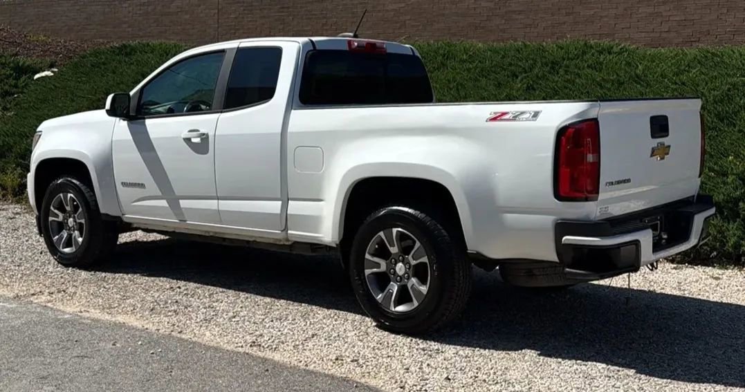 Used 2016 Chevrolet Colorado Z71 AWD/4WD image 6