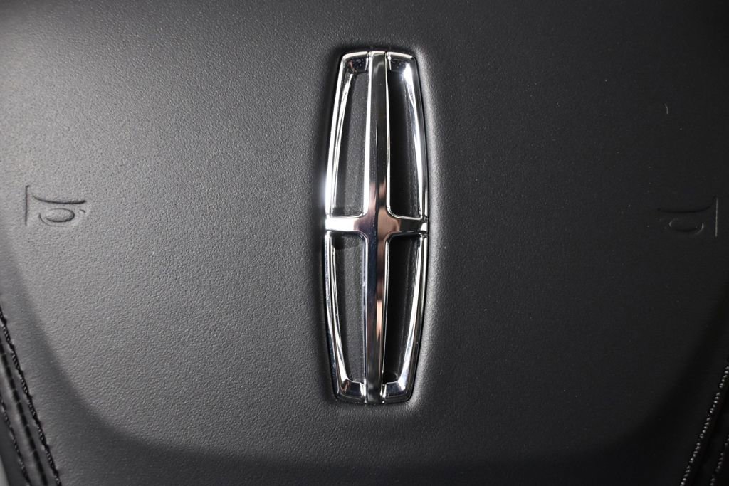 New 2026 Lincoln Aviator Reserve w/ Jet Appearance Package image 37