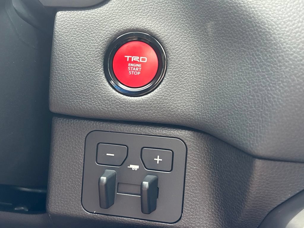 New 2026 Toyota Tundra Limited AWD/4WD image 22