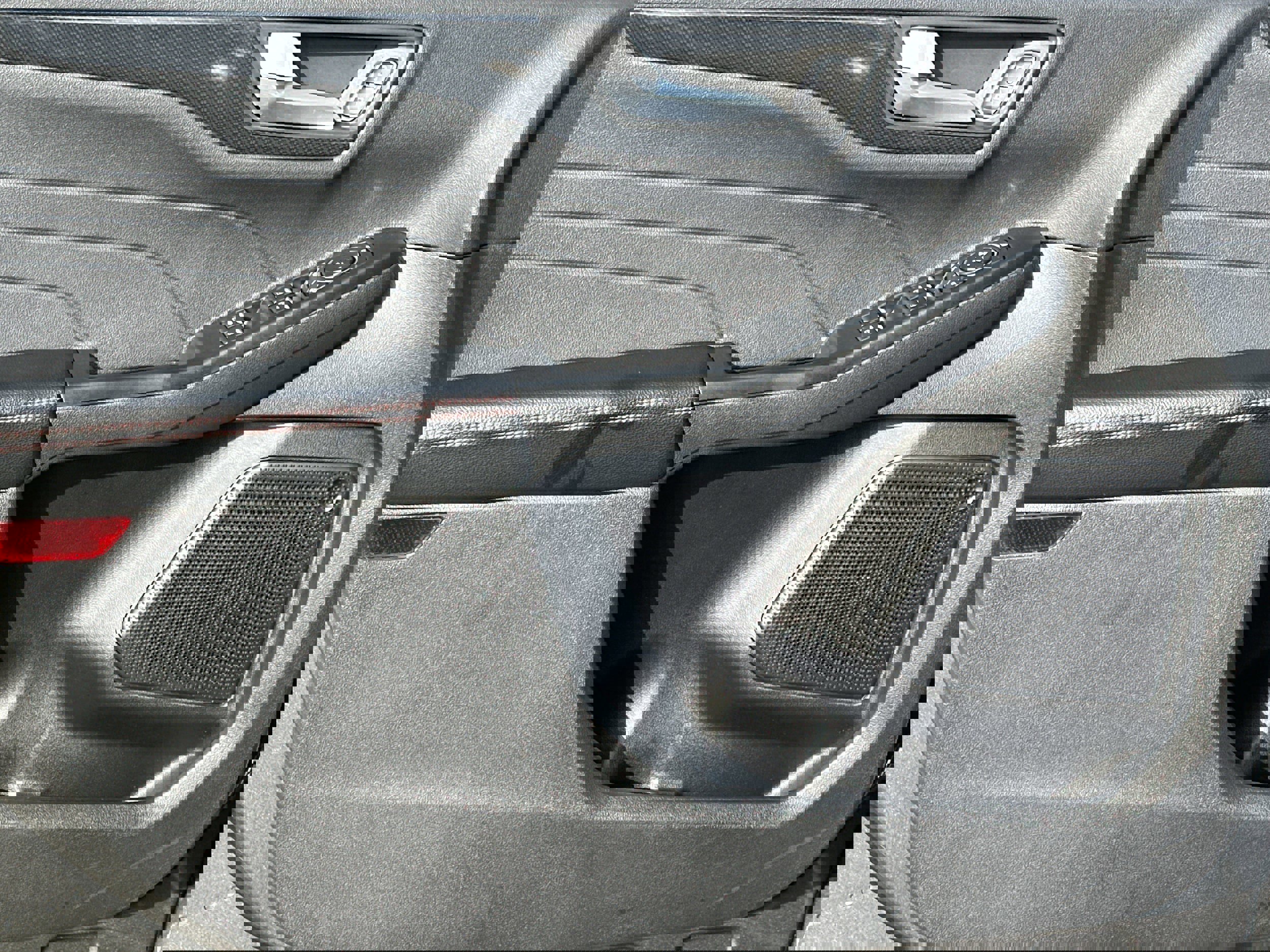 Used 2025 Ford Escape ST-Line image 10