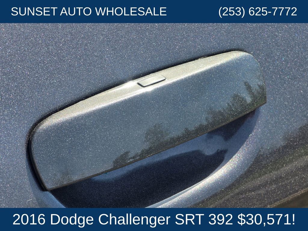 Used 2016 Dodge Challenger SRT w/ Technology Group RWD image 23