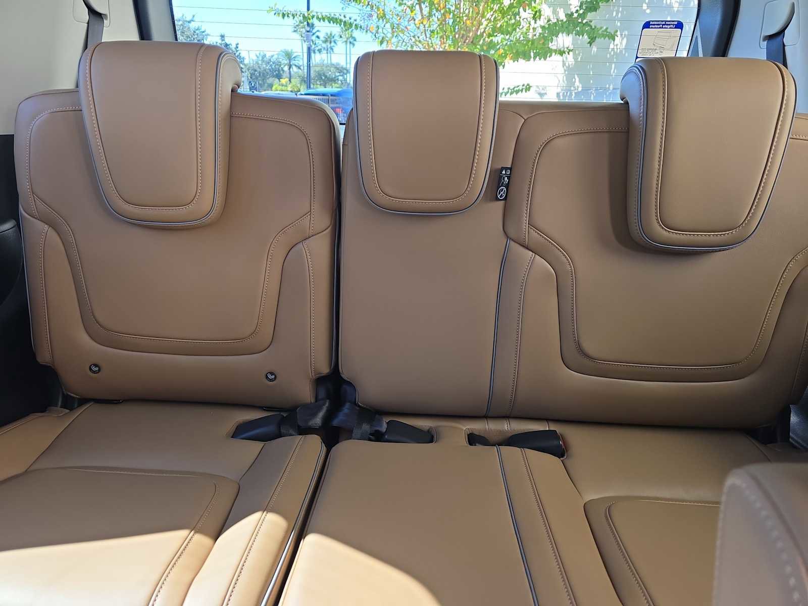 New 2026 INFINITI QX80 Luxe w/ Cargo Package image 10