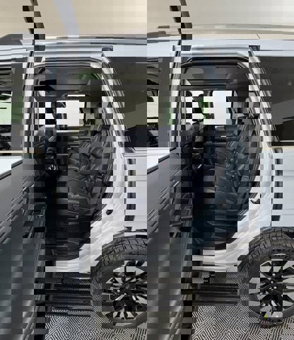 New 2026 Ford Expedition Platinum w/ Driver's Package image 8