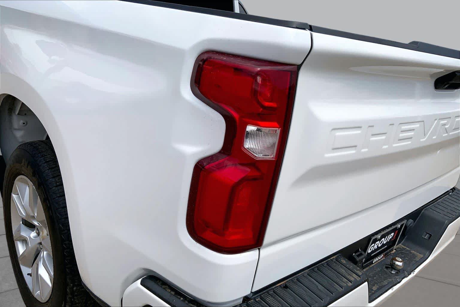 Used 2020 Chevrolet Silverado 1500 Custom w/ Infotainment Package RWD image 27
