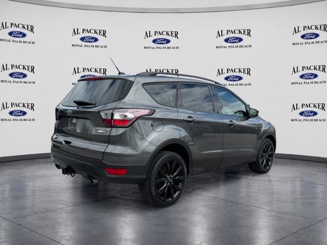 Certified 2017 Ford Escape Titanium AWD/4WD image 9