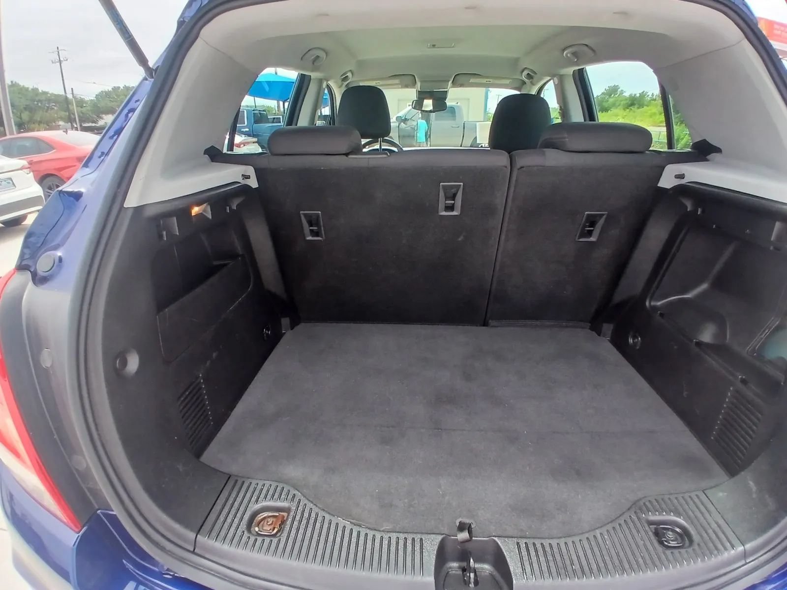 Used 2017 Chevrolet Trax LS FWD image 18