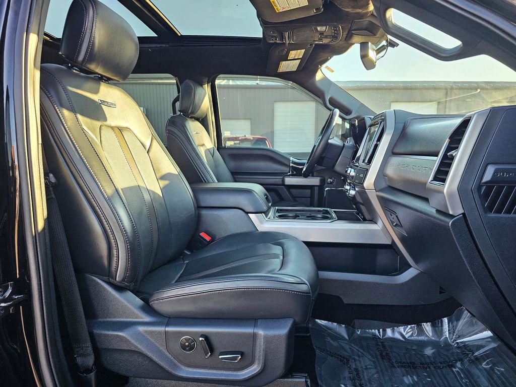 Used 2022 Ford F350 Platinum w/ FX4 Off-Road Package image 16