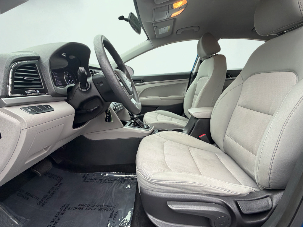 Used 2017 Hyundai Elantra SE FWD image 46