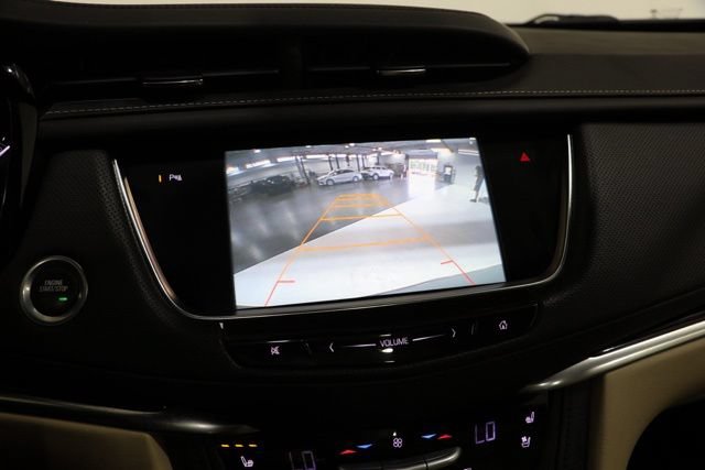 Used 2017 Cadillac XT5 Premium Luxury FWD image 28