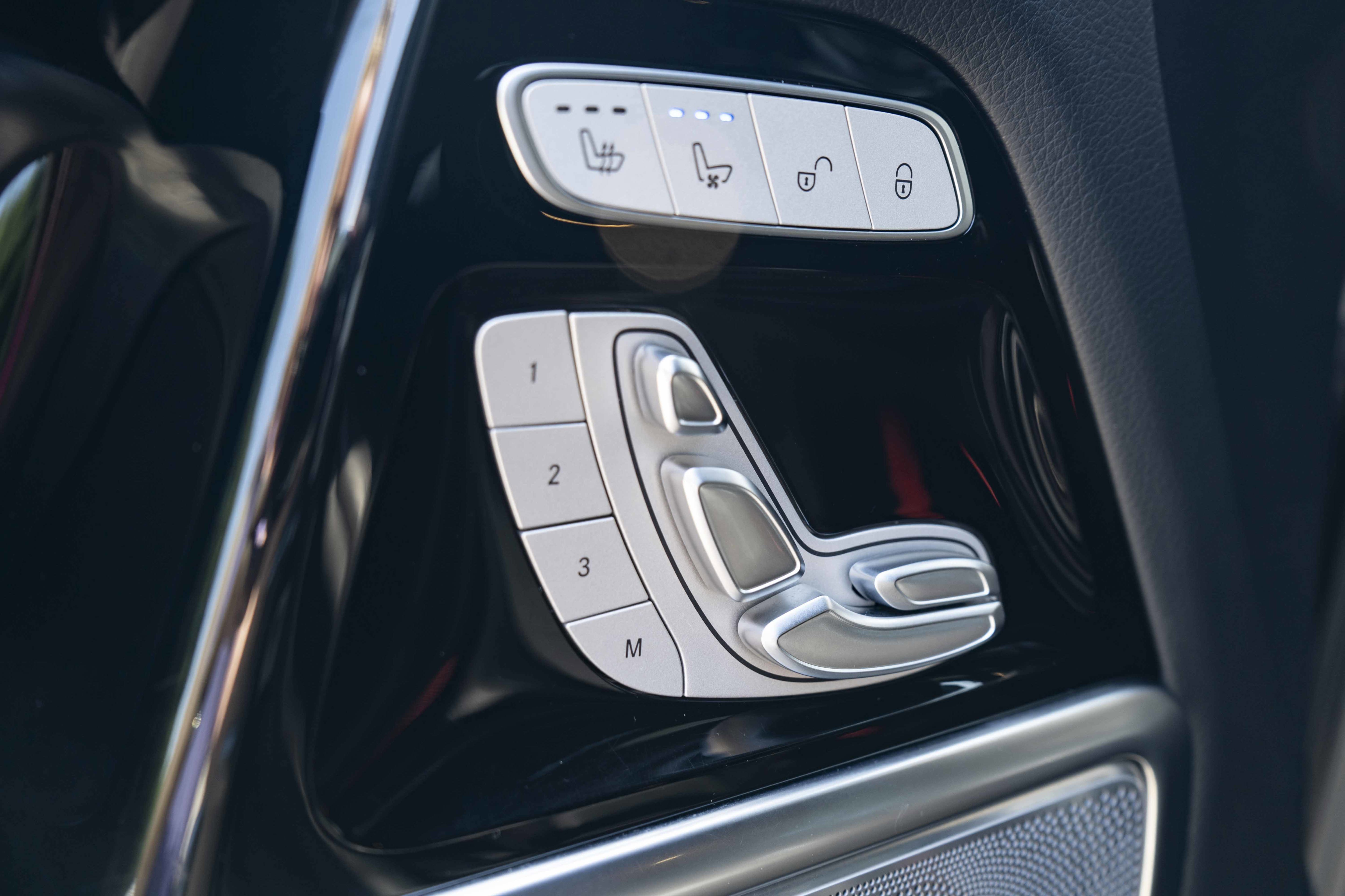 Used 2024 Mercedes-Benz G 63 AMG 4MATIC w/ Manufactur Interior Package image 43
