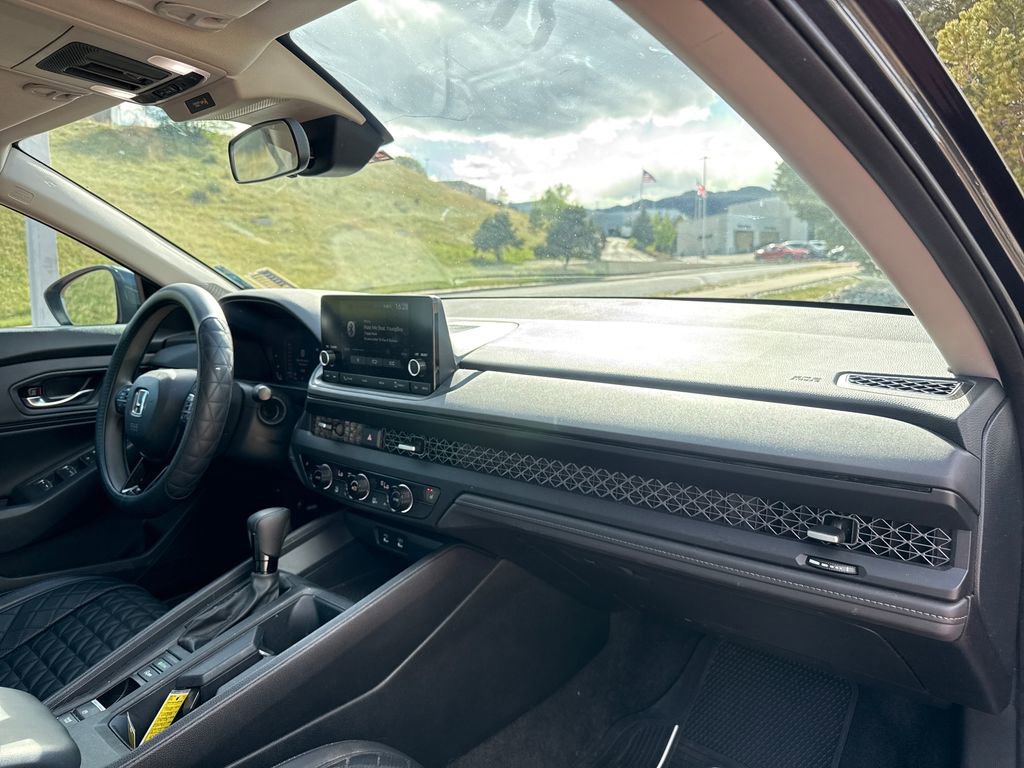 Used 2023 Honda Accord EX image 28