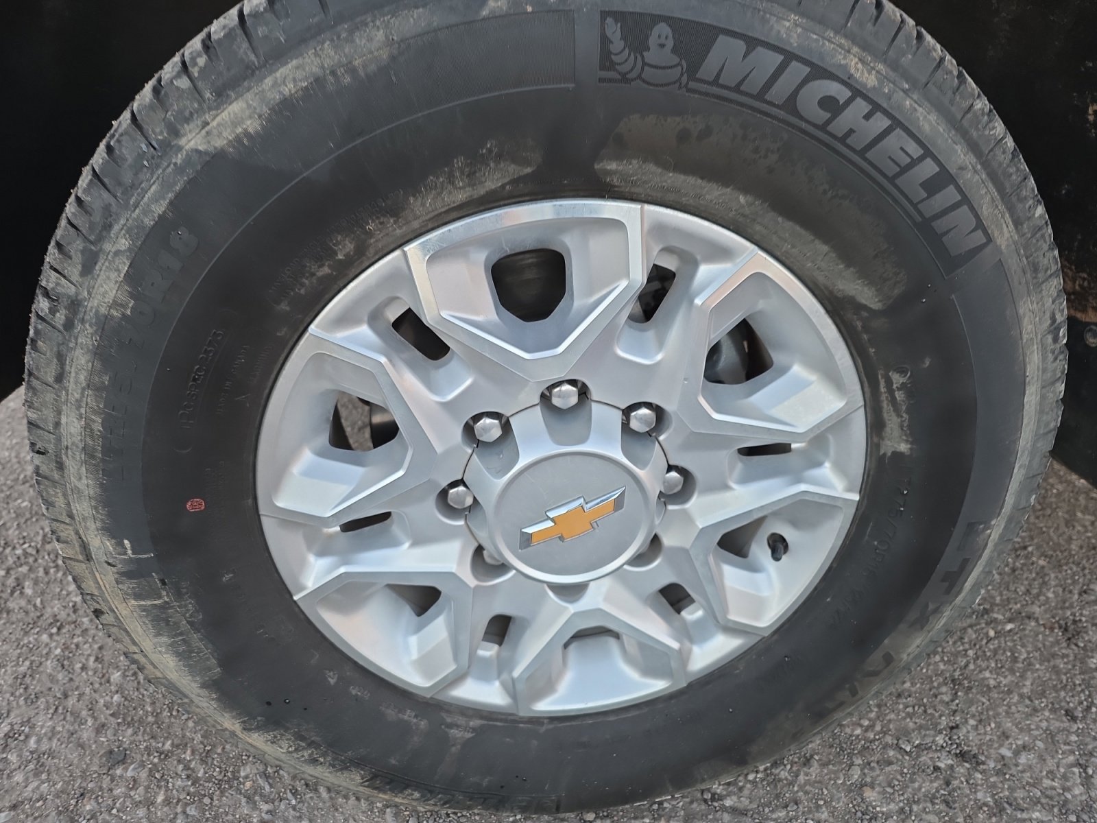 Used 2022 Chevrolet Silverado 2500 LTZ w/ Safety Package image 11