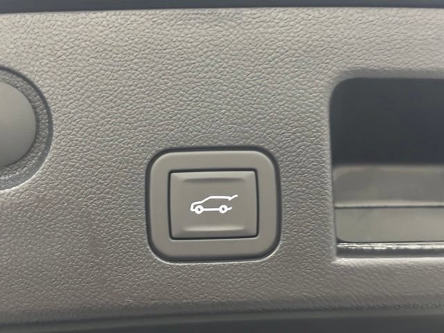 New 2027 Chevrolet Equinox RS w/ Convenience Package III FWD image 8