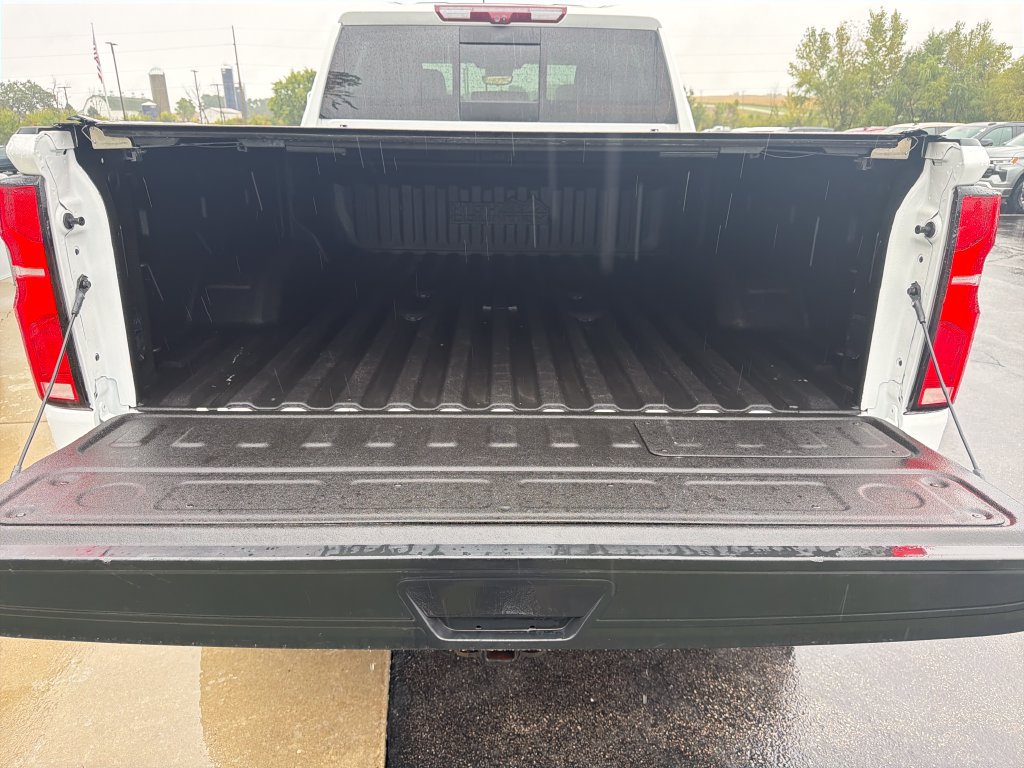 Used 2024 Chevrolet Silverado 2500 High Country w/ High Country Premium Package AWD/4WD image 30