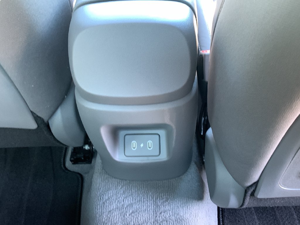 Certified 2024 Hyundai Elantra SEL w/ Convenience Package FWD image 38