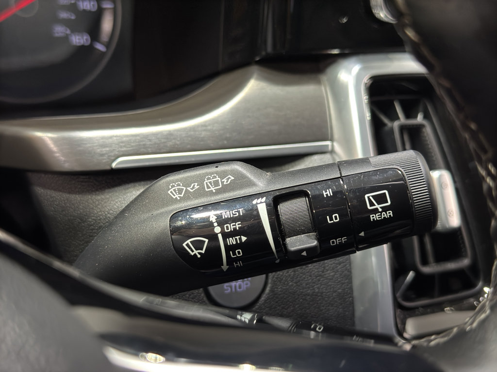 Used 2022 Kia Sorento SX image 29