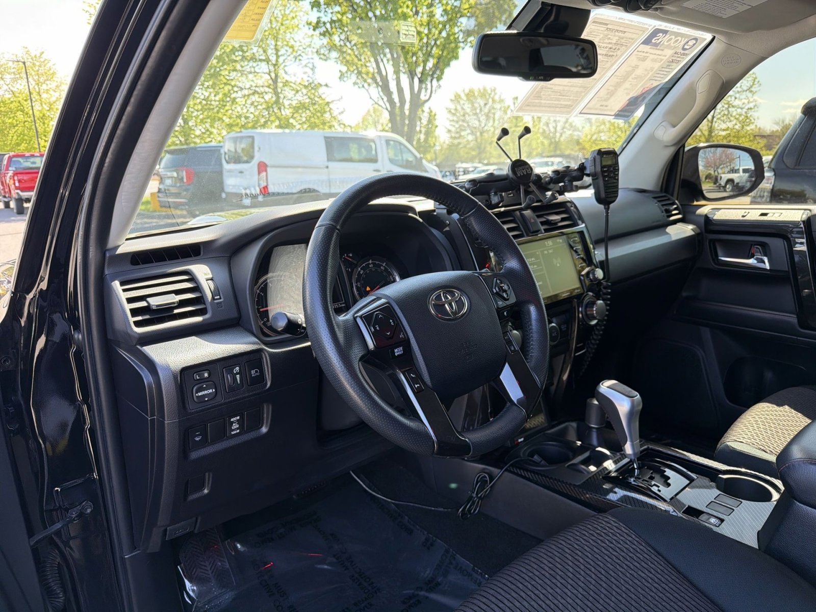 Used 2021 Toyota 4Runner TRD Off-Road AWD/4WD image 18