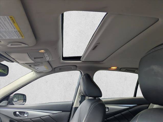Used 2023 INFINITI Q50 Luxe w/ Cargo Package RWD image 19