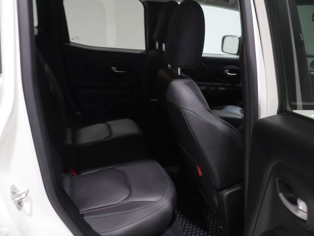 Used 2023 Jeep Renegade Trailhawk w/ Trailhawk Elite Group AWD/4WD image 20