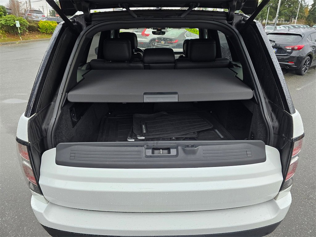 Used 2018 Land Rover Range Rover image 19