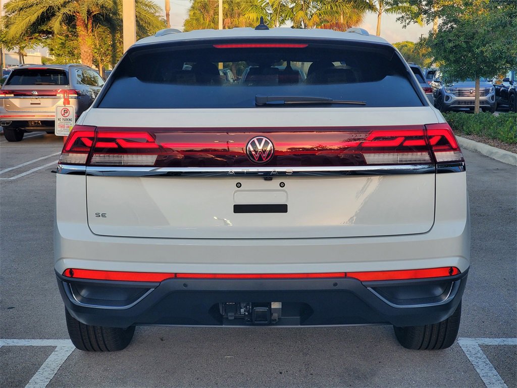 New 2026 Volkswagen Atlas Cross Sport SE image 4