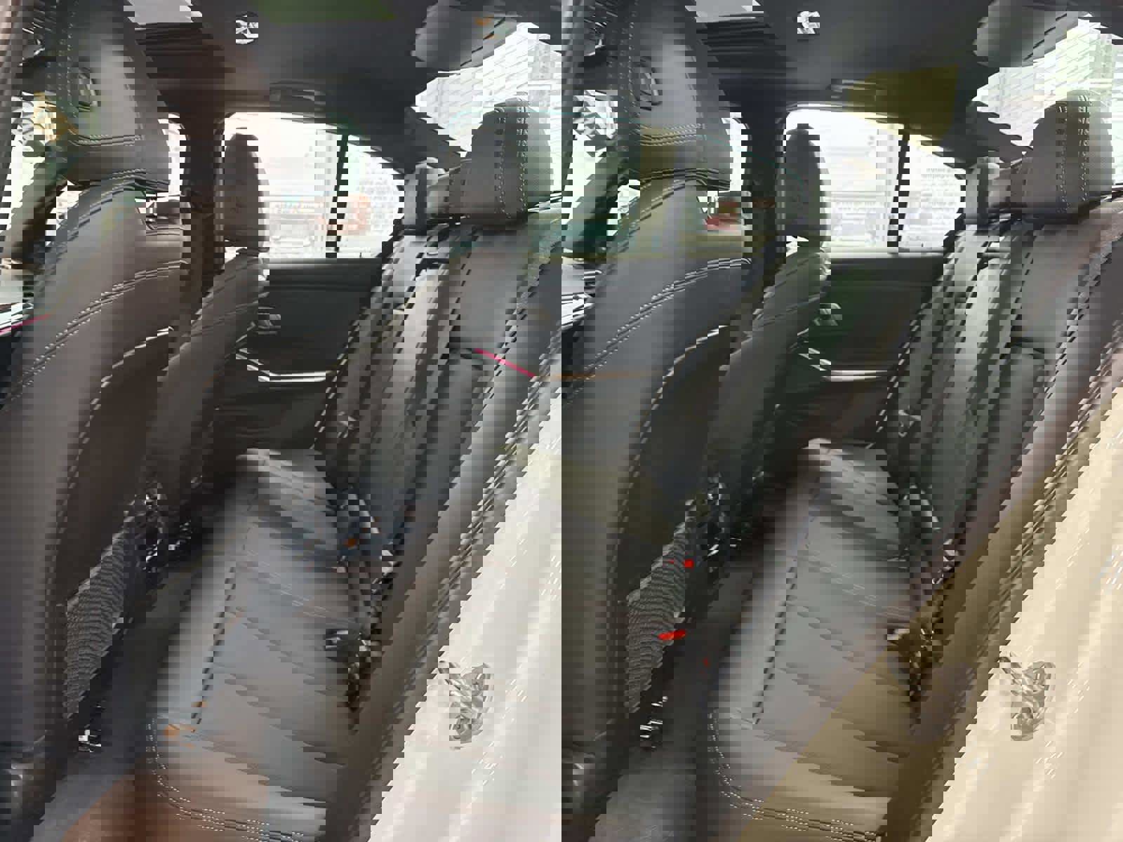 Used 2023 BMW 330i xDrive Sedan w/ Premium Package image 15