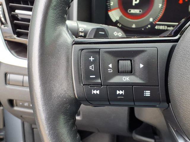 Used 2023 Nissan Rogue Platinum w/ Platinum Premium Package image 13