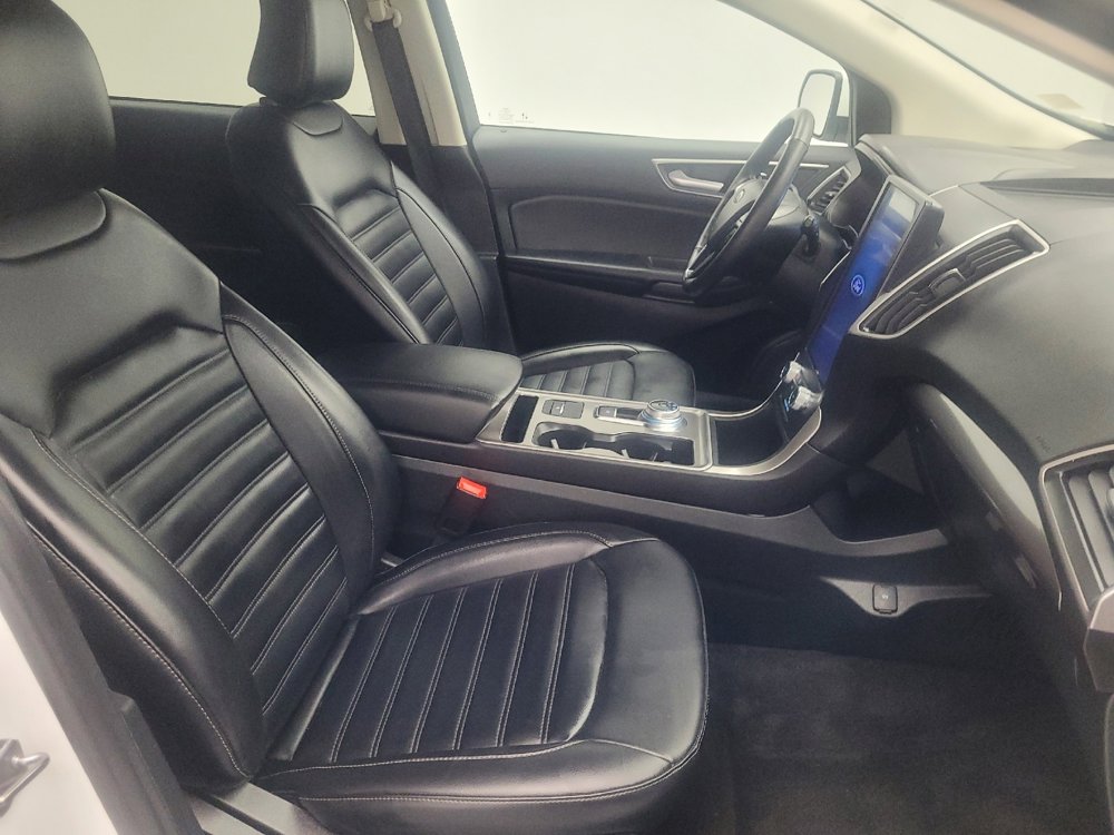 Used 2024 Ford Edge SEL image 21