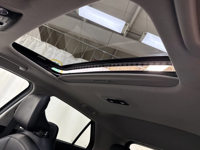 Used 2023 Kia Niro SX image 24