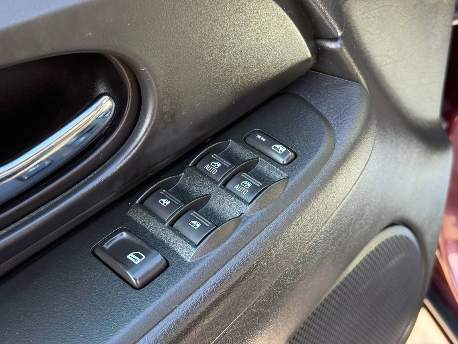 Used 2006 GMC Envoy XL SLE image 16