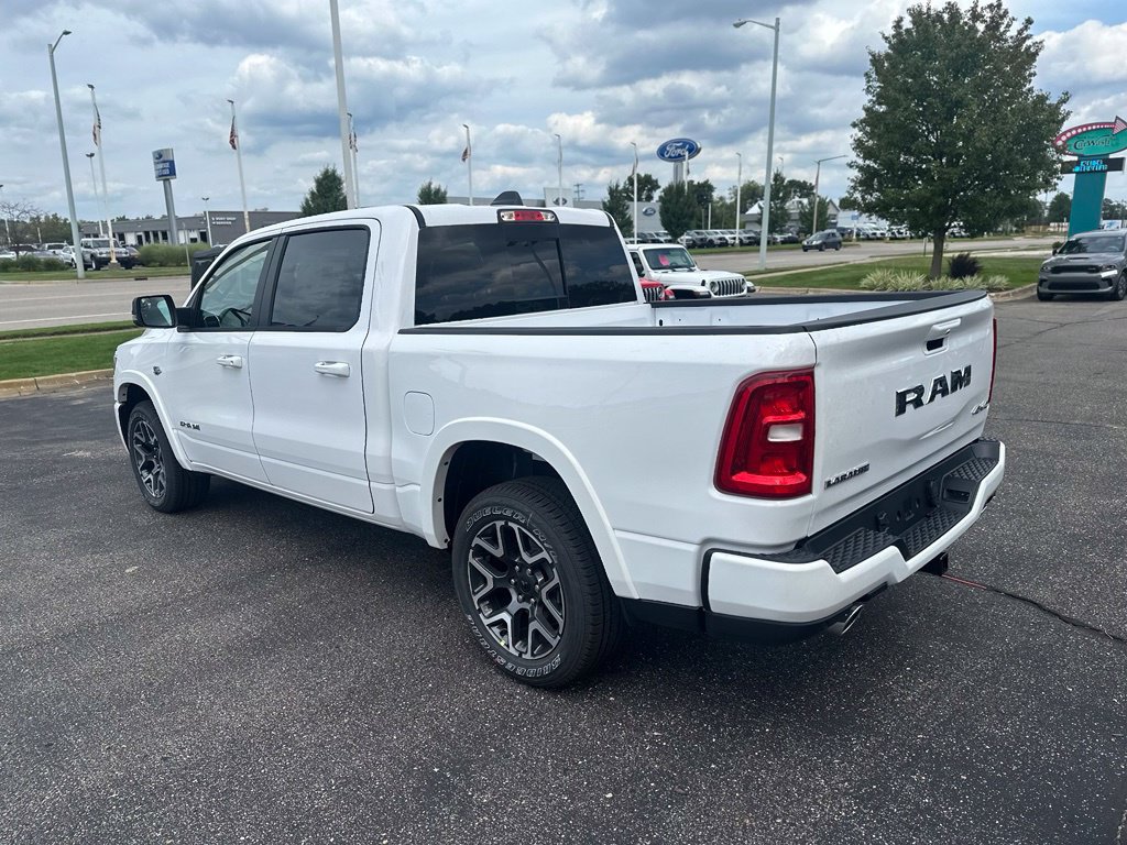New 2027 RAM 1500 Laramie w/ Sport Appearance Package AWD/4WD image 10