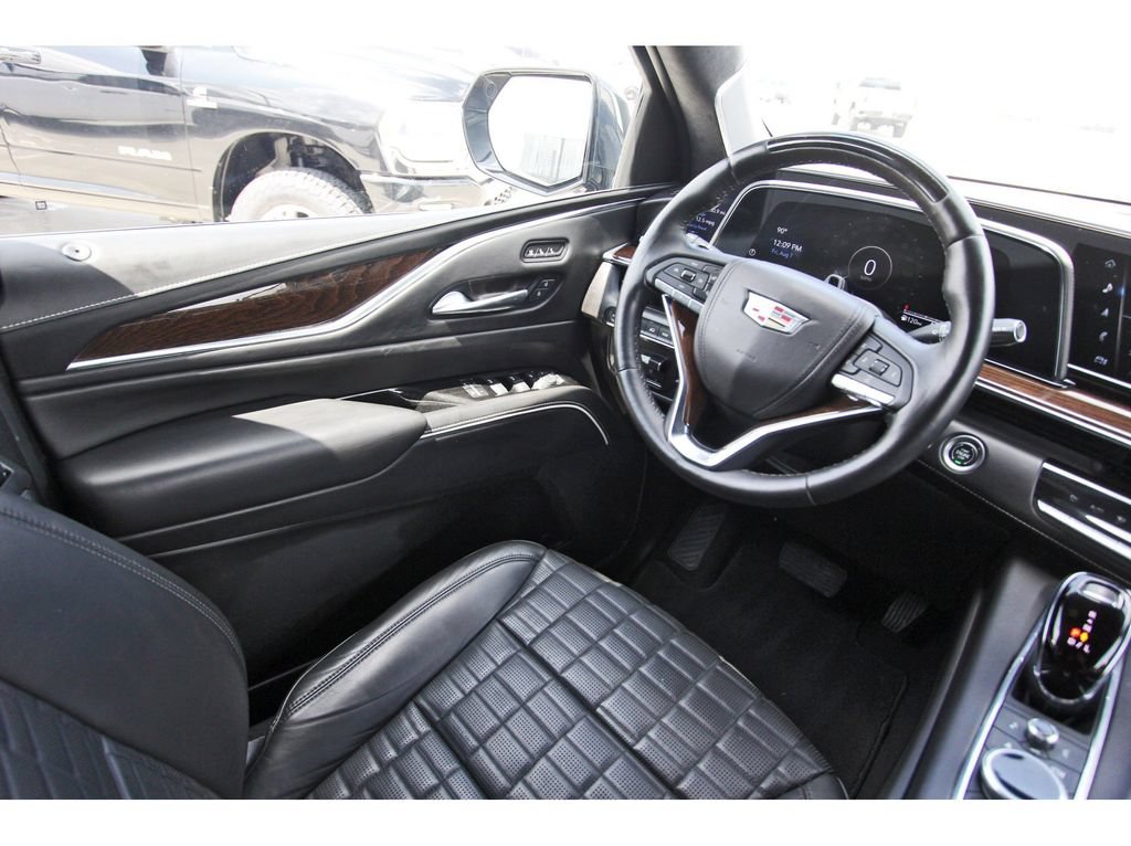 Used 2021 Cadillac Escalade Sport Platinum AWD/4WD image 8