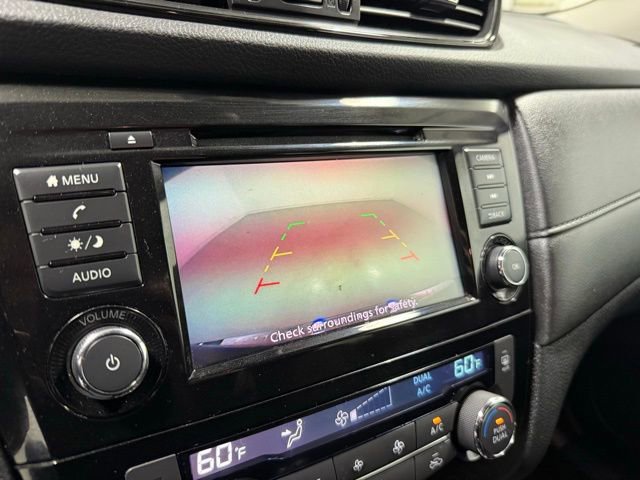 Used 2020 Nissan Rogue SV FWD image 19