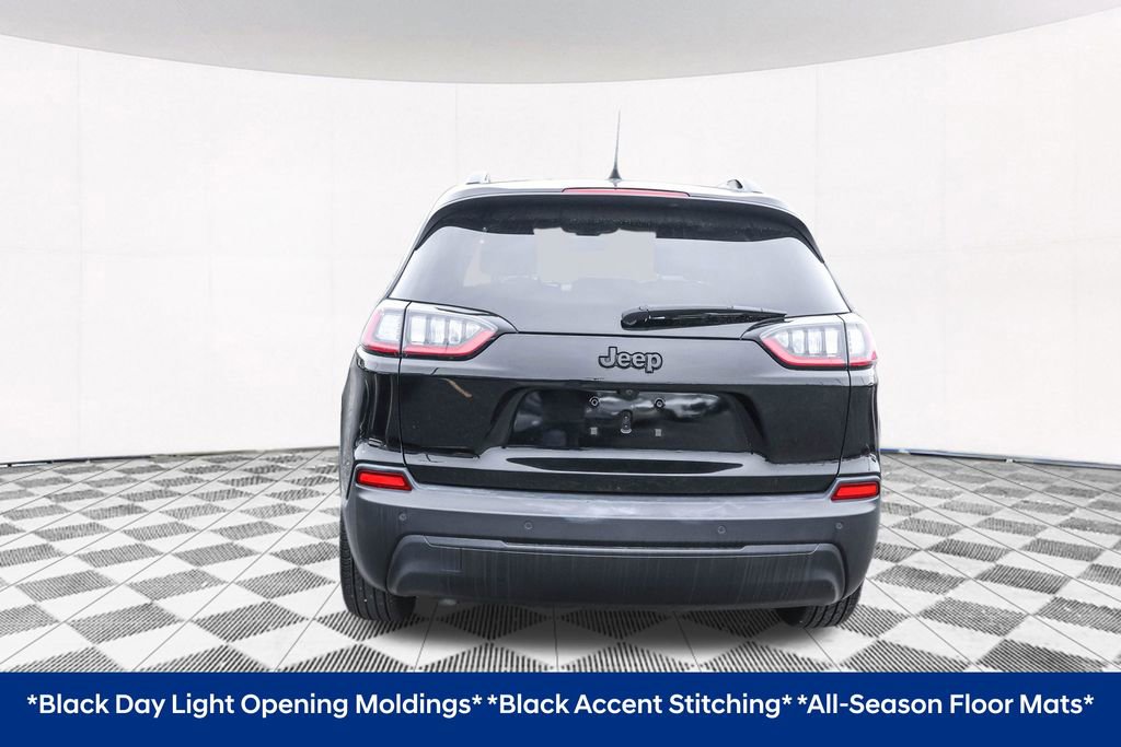 Used 2019 Jeep Cherokee Latitude Plus FWD image 11