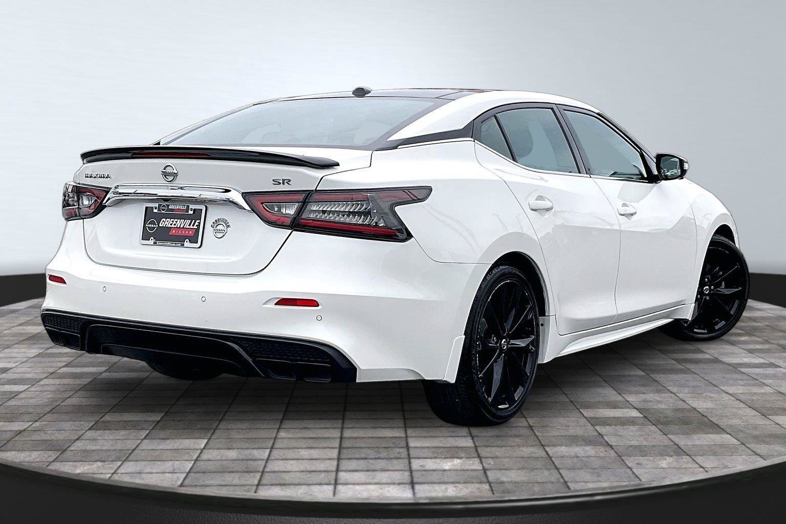 Certified 2020 Nissan Maxima SR w/ Sport Mat Group FWD image 14