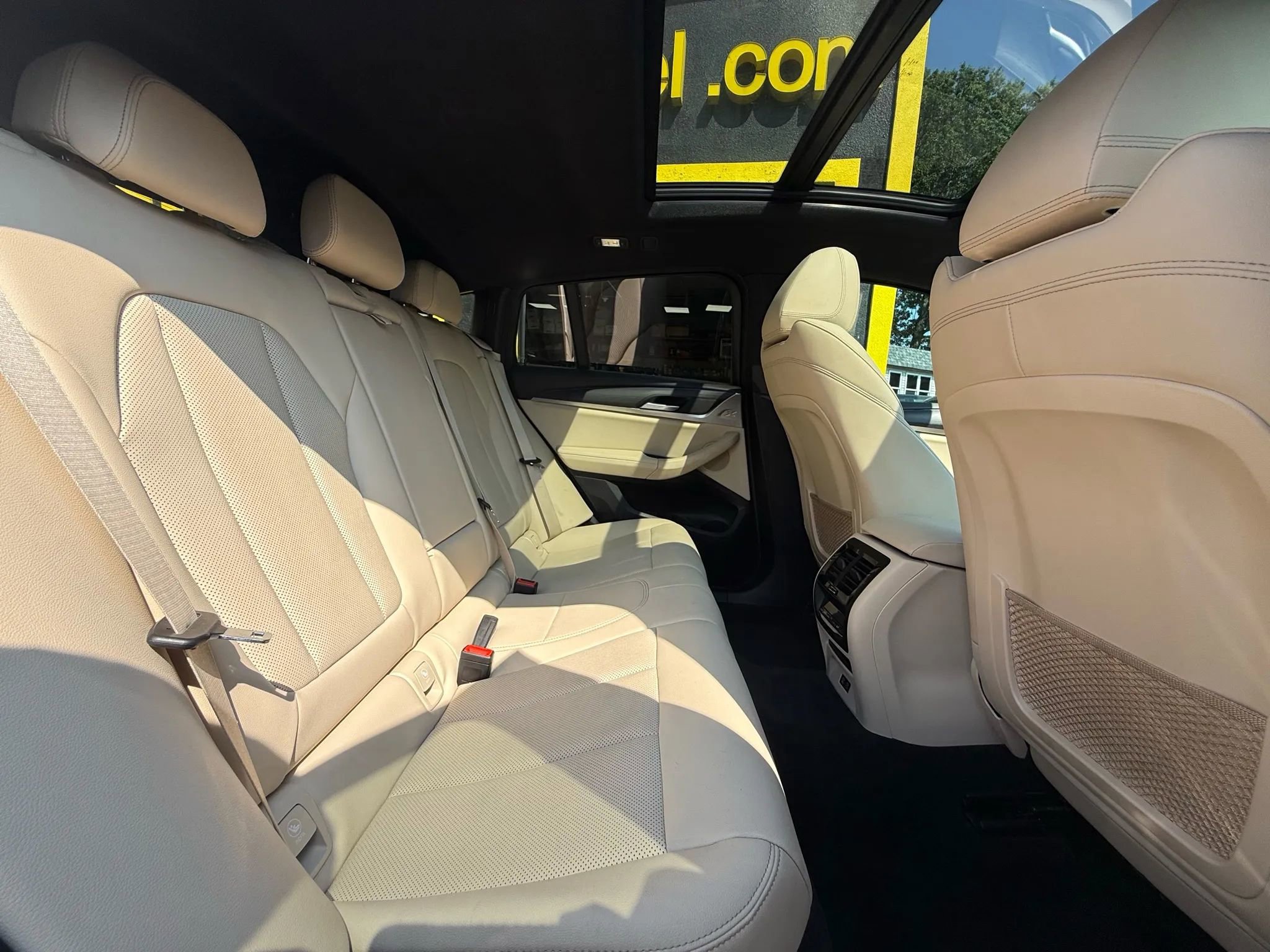 Used 2022 BMW X4 xDrive30i w/ Convenience Package image 24