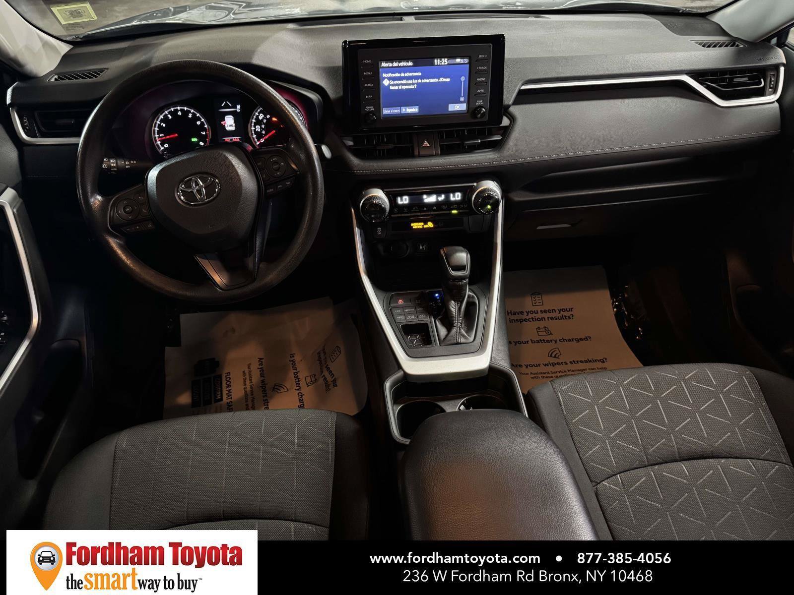 Used 2019 Toyota RAV4 XLE AWD/4WD image 13