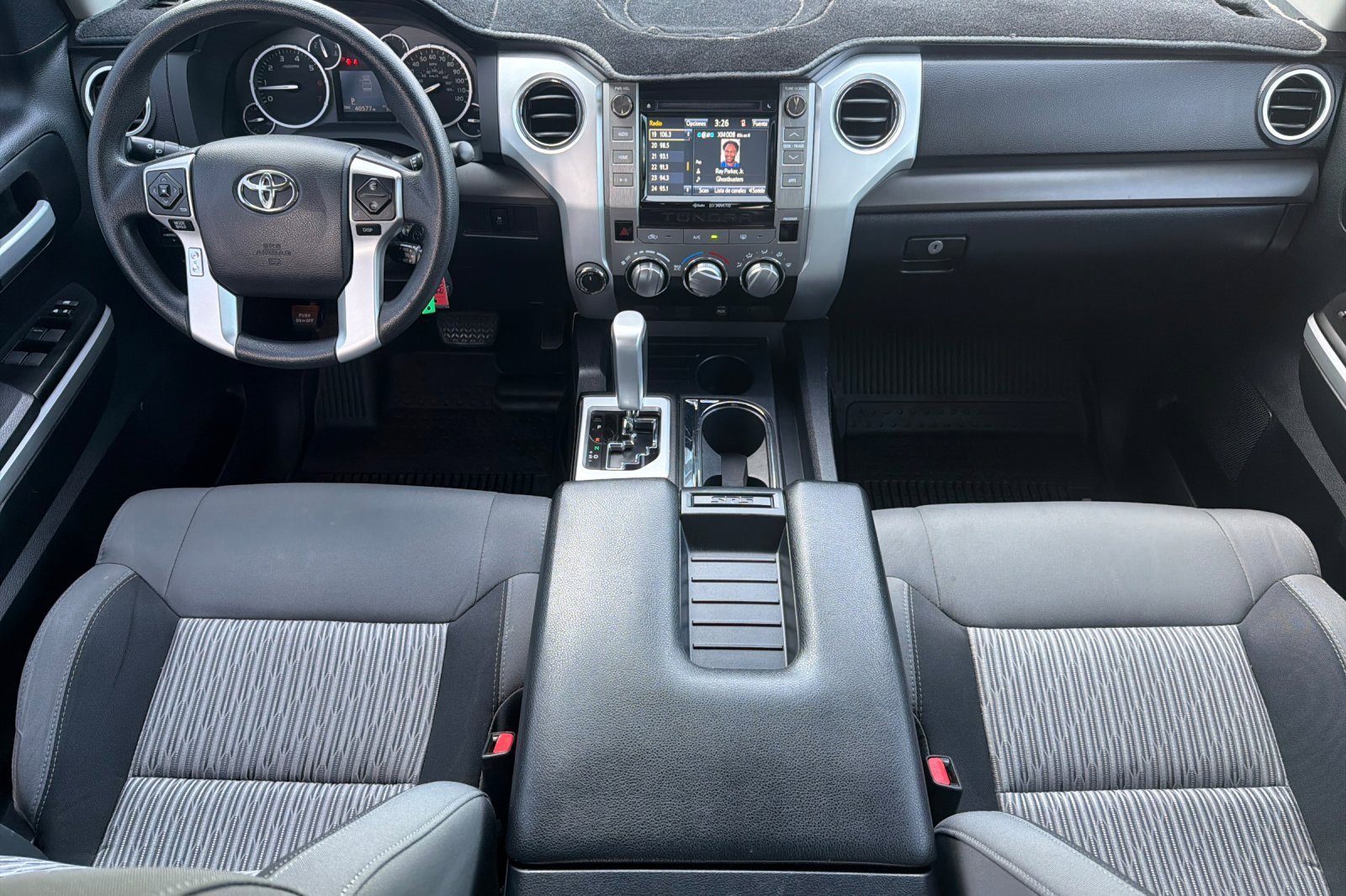Used 2017 Toyota Tundra SR5 w/ SR5 Upgrade Package image 13