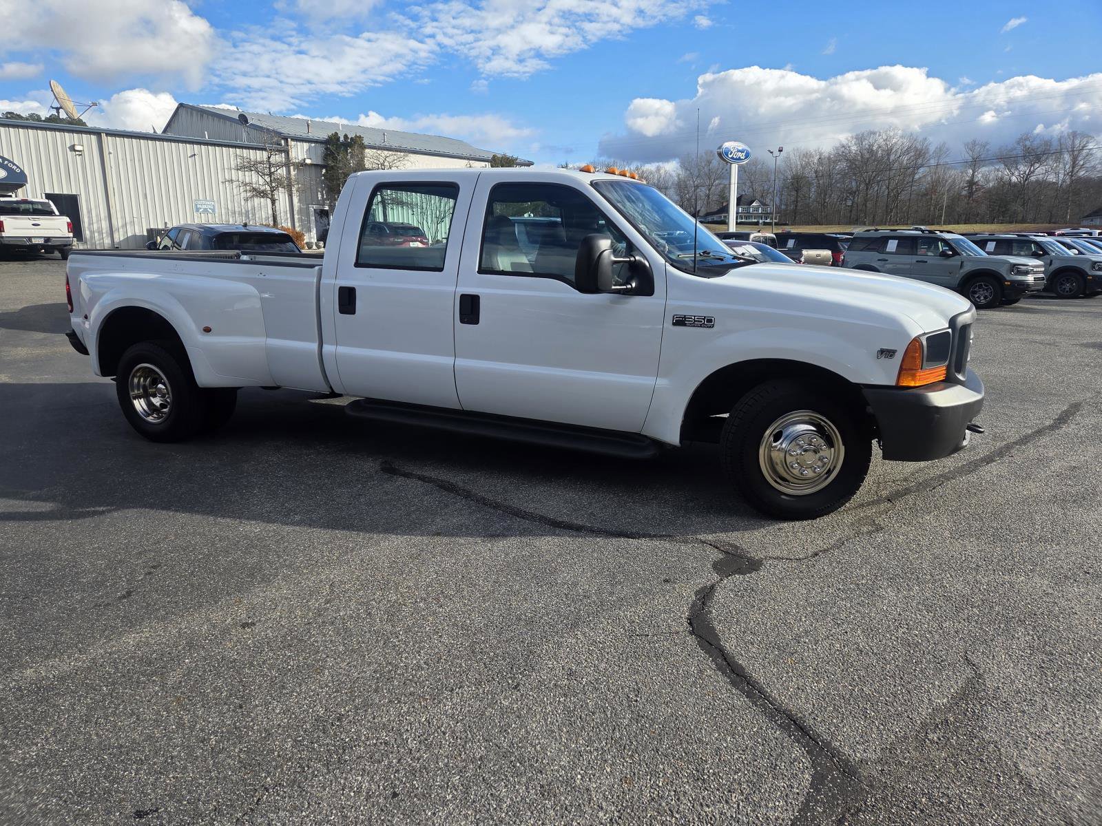 Used 2001 Ford F350 XL image 17
