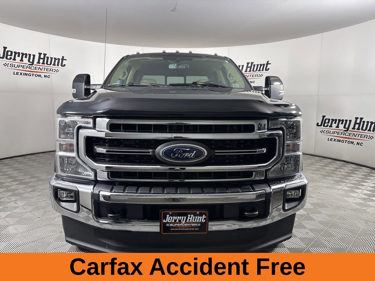 Used 2021 Ford F350 Lariat w/ Lariat Value Package AWD/4WD image 4